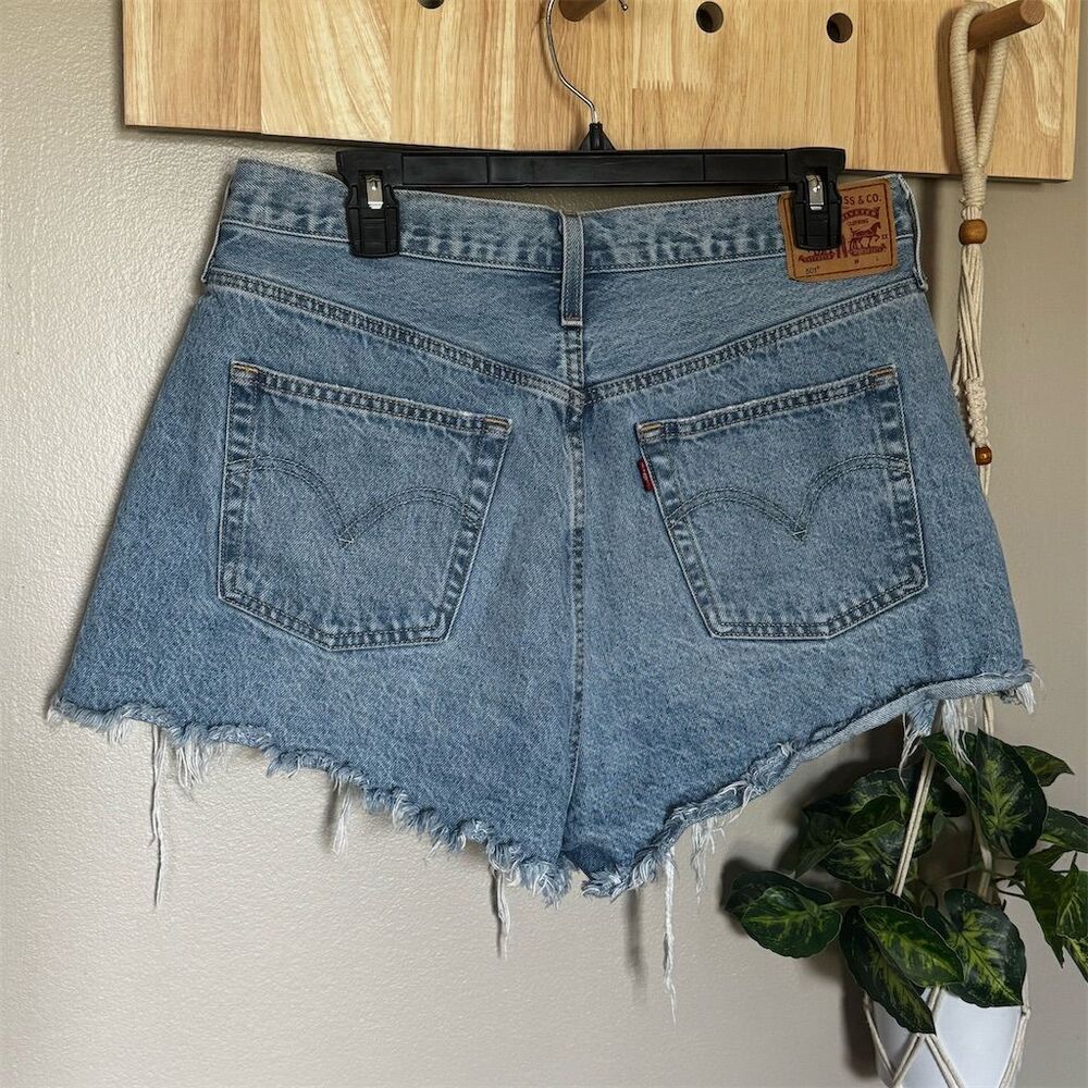 Levi's Women's‎ 501 High-Rise Denim Cut Off Shorts Blue Size 34 - Picture 2 of 6